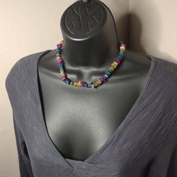 Colorful Shell Bead Necklace 16.5 Inches - Picture 1 of 14